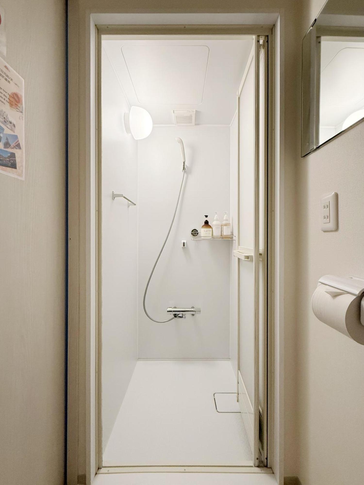 Tokyo Louis House: Ueno Oasis Near Yamanote Line Apartment Exterior photo